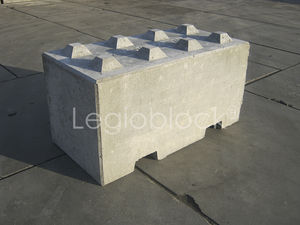 solid concrete block 1