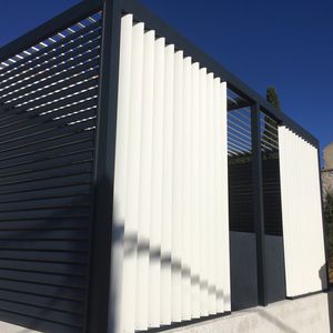 self-supporting pergola