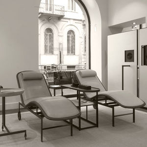 contemporary chaise longue