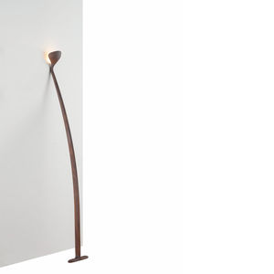 floor-standing lamp