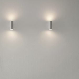 wall-mounted spotlight
