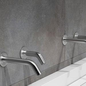 commercial soap dispenser 1