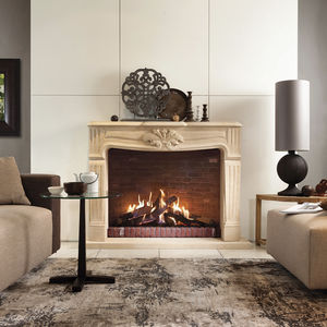 closed gas hearth