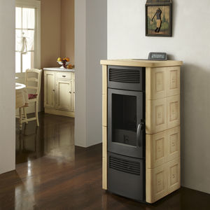 pellet heating stove 1