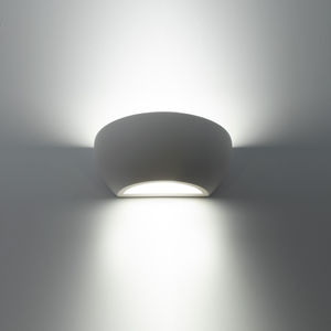 contemporary wall light