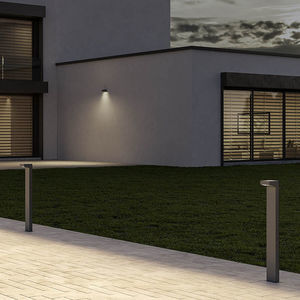 garden bollard light 1