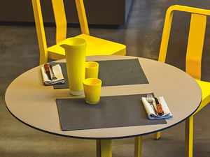 contemporary dining table / ash / HPL / round
