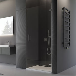 pivoting shower screen 1