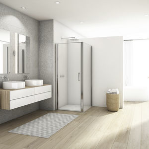 pivoting shower screen