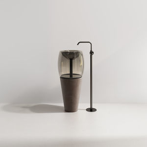 free-standing washbasin