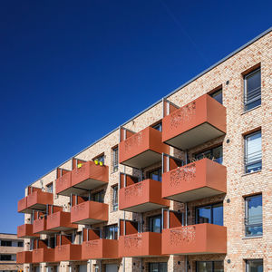 wooden balustrade