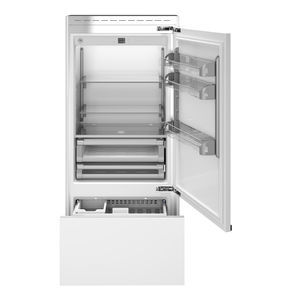 refrigerator-freezer with drawer