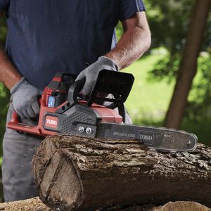 battery-powered chainsaw 1