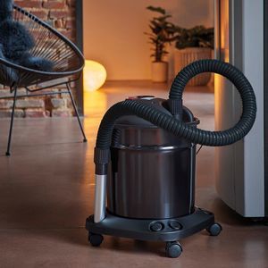 domestic use vacuum cleaner 1