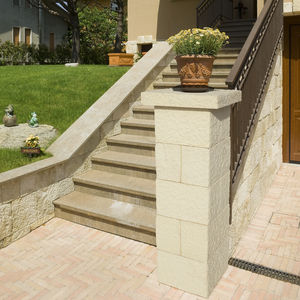 hollow concrete block