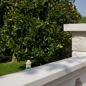 garden enclosure wall coping