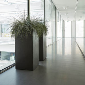plastic plant pot
