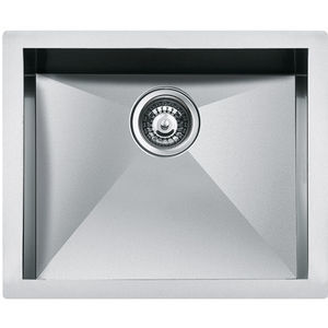 single-bowl kitchen sink