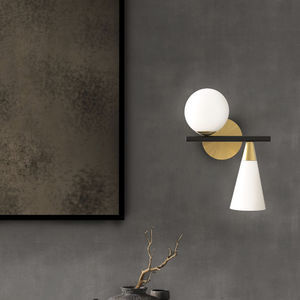 contemporary wall light