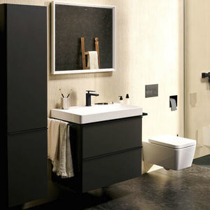 wall-mounted washbasin