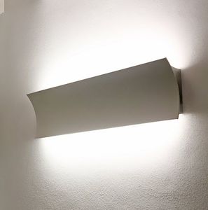 contemporary wall light 1