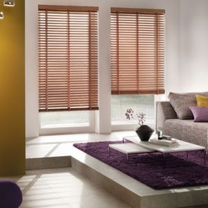 Venetian blinds / wooden / chain-operated / custom