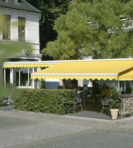 free-standing awning