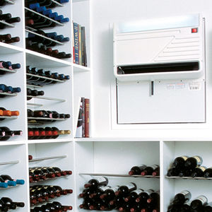 wall-mounted air conditioner