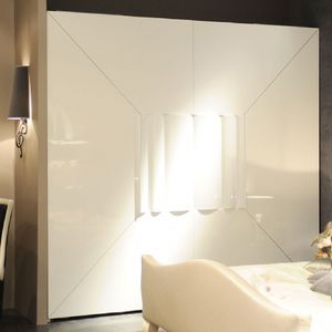 contemporary wardrobe / oak / MDF / aluminium