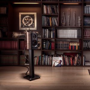 floor-standing speaker