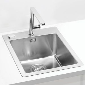 single-bowl kitchen sink 1