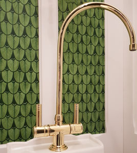 deck mounted double-handle mixer tap
