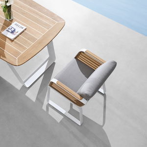 contemporary dining chair