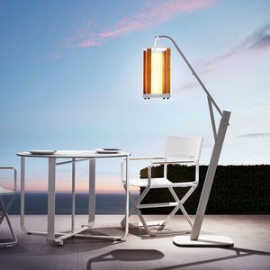floor-standing lamp
