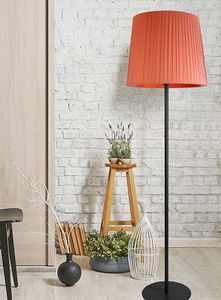 floor-standing lamp