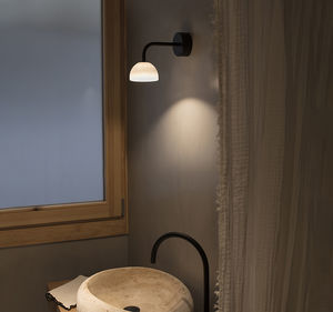 minimalist design wall light 1