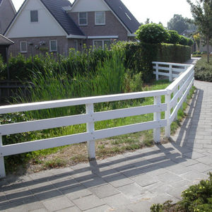 louvered fencing