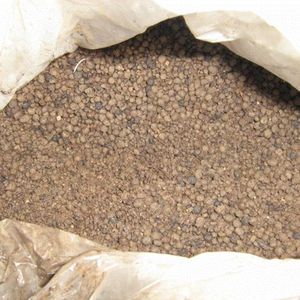 volcanic stone gravel / external