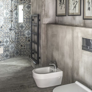 hot water towel radiator / metal / contemporary / bathroom