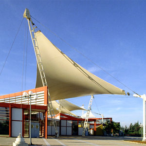 cable-and-membrane tensile structure 1