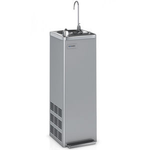 foot-operated drinking fountain