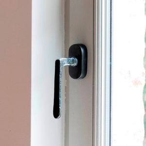 tilt-and-turn window handle 1