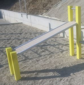 outdoor sit-up bench 1