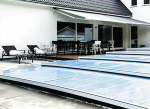 flat swimming pool enclosure / sliding / aluminum / motorized
