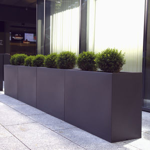 polyethylene planter
