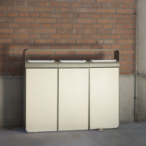 public trash can