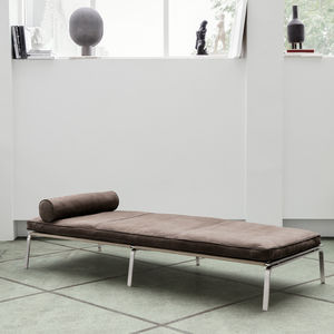 contemporary day-bed 1
