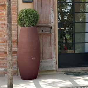 terracotta plant pot