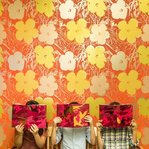 contemporary wallpaper / polyester / floral pattern / gold-colored