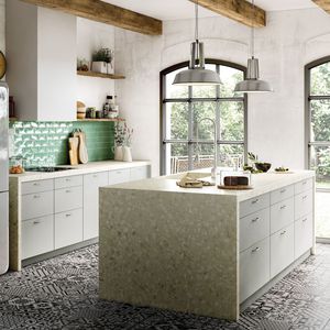 contemporary kitchen / wooden / island / lacquered